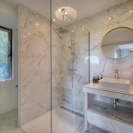 Ines By Terrys Homes Βίλα Λε Κανέ