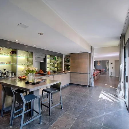 Ines By Terrys Homes *